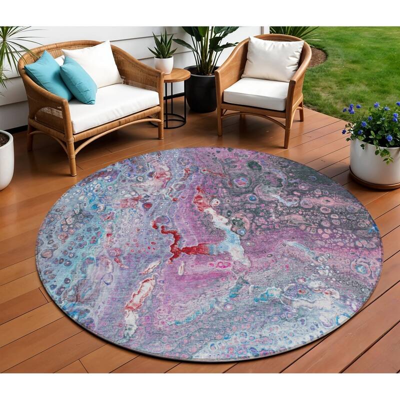 HomeRoots Abstract Contemporary Rectangle Outdoor Rug - 8' Round