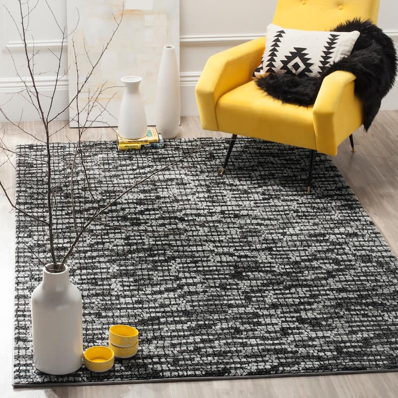 SAFAVIEH Porcello Chandrima Modern Rug - 6'7" x 9' - Light Grey/Charcoal