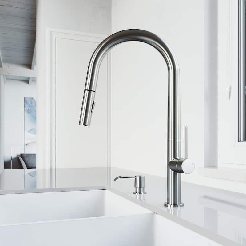 VIGO Greenwich 18" H Single Handle Pull-Down Sprayer Kitchen Faucet