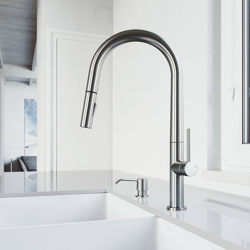 VIGO Greenwich Pull-Down Spray Kitchen Faucet