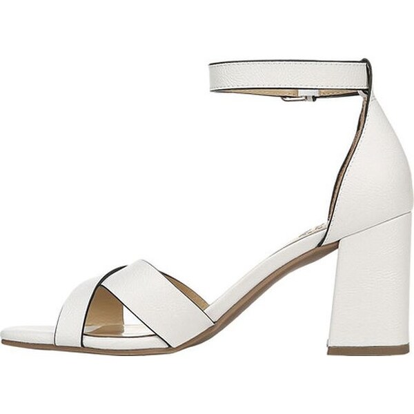 naturalizer maggie sandal