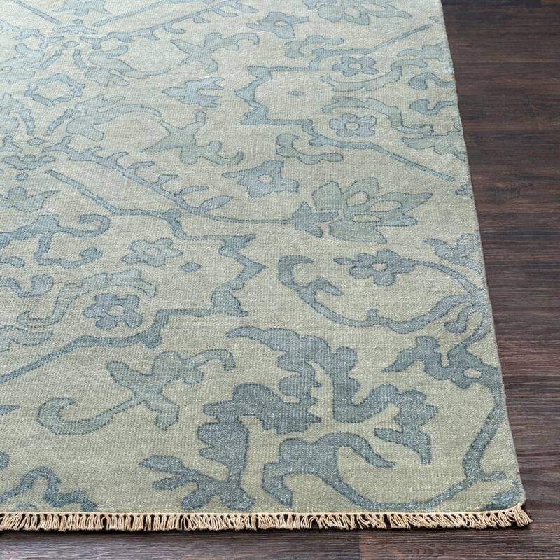Hand-Knotted Keswick Floral New Zealand Wool Area Rug