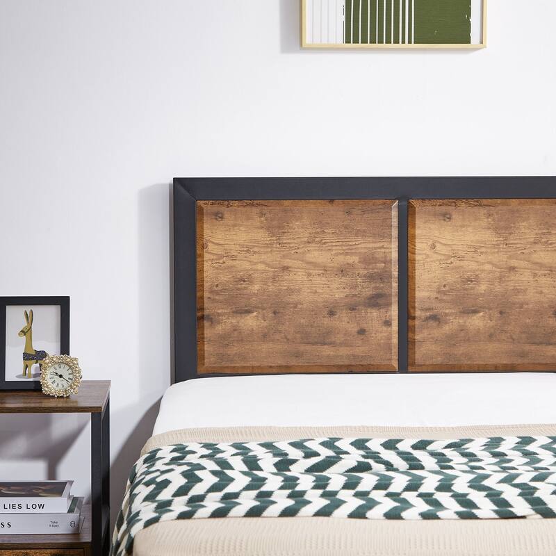 Bedroom Set of 3 Wood Headboard Platform Bed Frame Set of 2 Nightstands with Charging Station USB Port