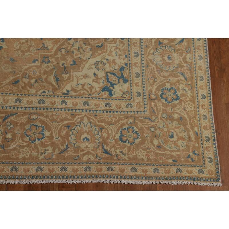 Traditional Najafabad Persian Vintage Rug Hand-Knotted Wool Carpet - 8'0" x 11'3"
