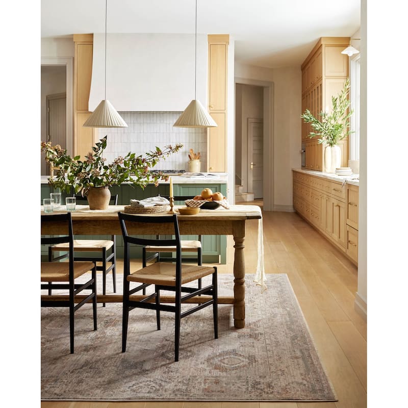Alexander Home Lynda Vintage Shabby Chic Area Rug - 2' 7" x 10' - Runner