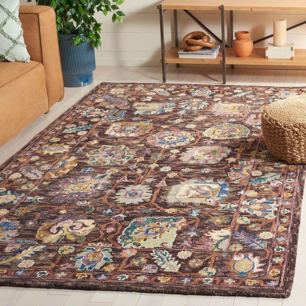 SAFAVIEH Handmade Blossom Hallfridur Floral Wool Rug