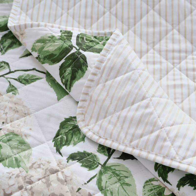 Martha Stewart Hydrangea Floral Beige Cotton Reversible Quilt Set