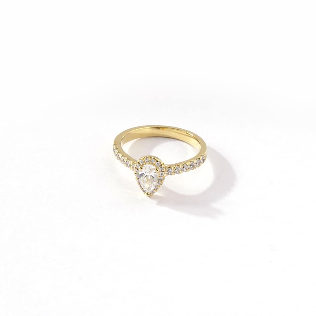 3/4ct TDW Diamond Pear Shape Halo Engagement Ring in 10k Gold