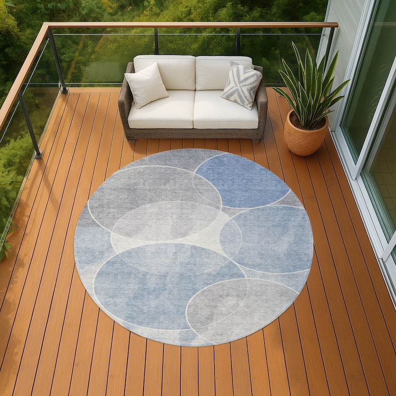Machine Washable Indoor/ Outdoor Abstract Circles Chantille Rug - Denim - 8' x 8'