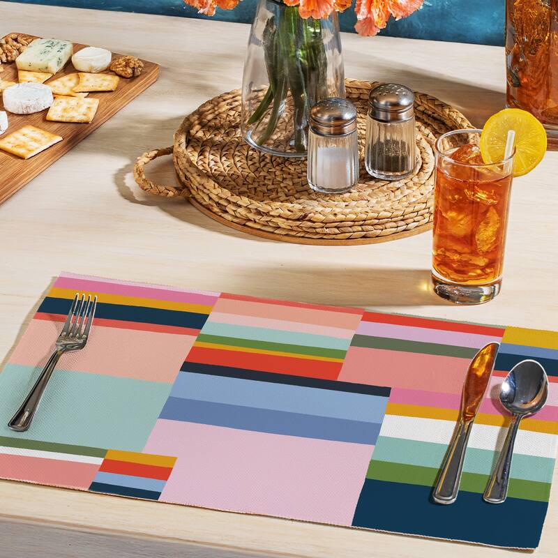 Colorblock 4-Pack Poly-Cotton Blend Placemats Manufactured in The USA Machine Washable Dryer Safe