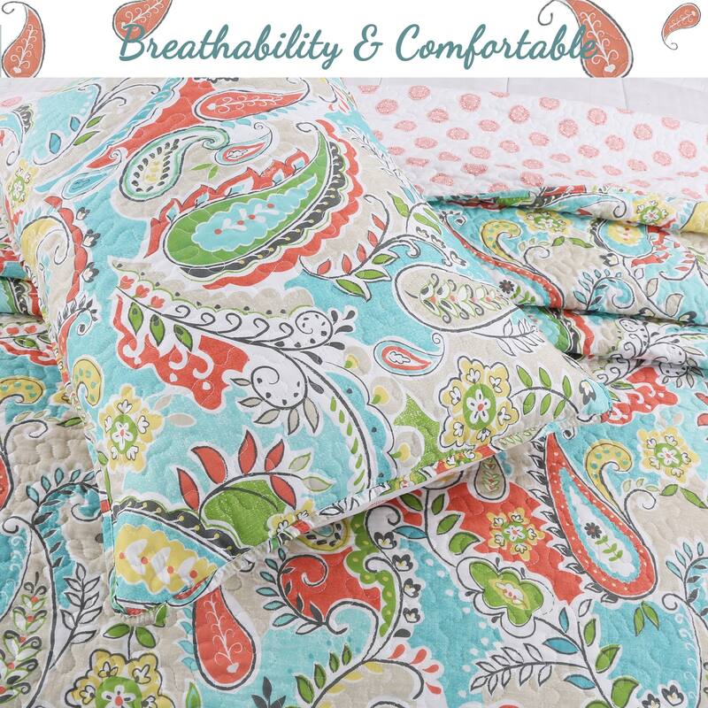 Porch & Den Bajada Paisley Reversible Quilt Bedding Set