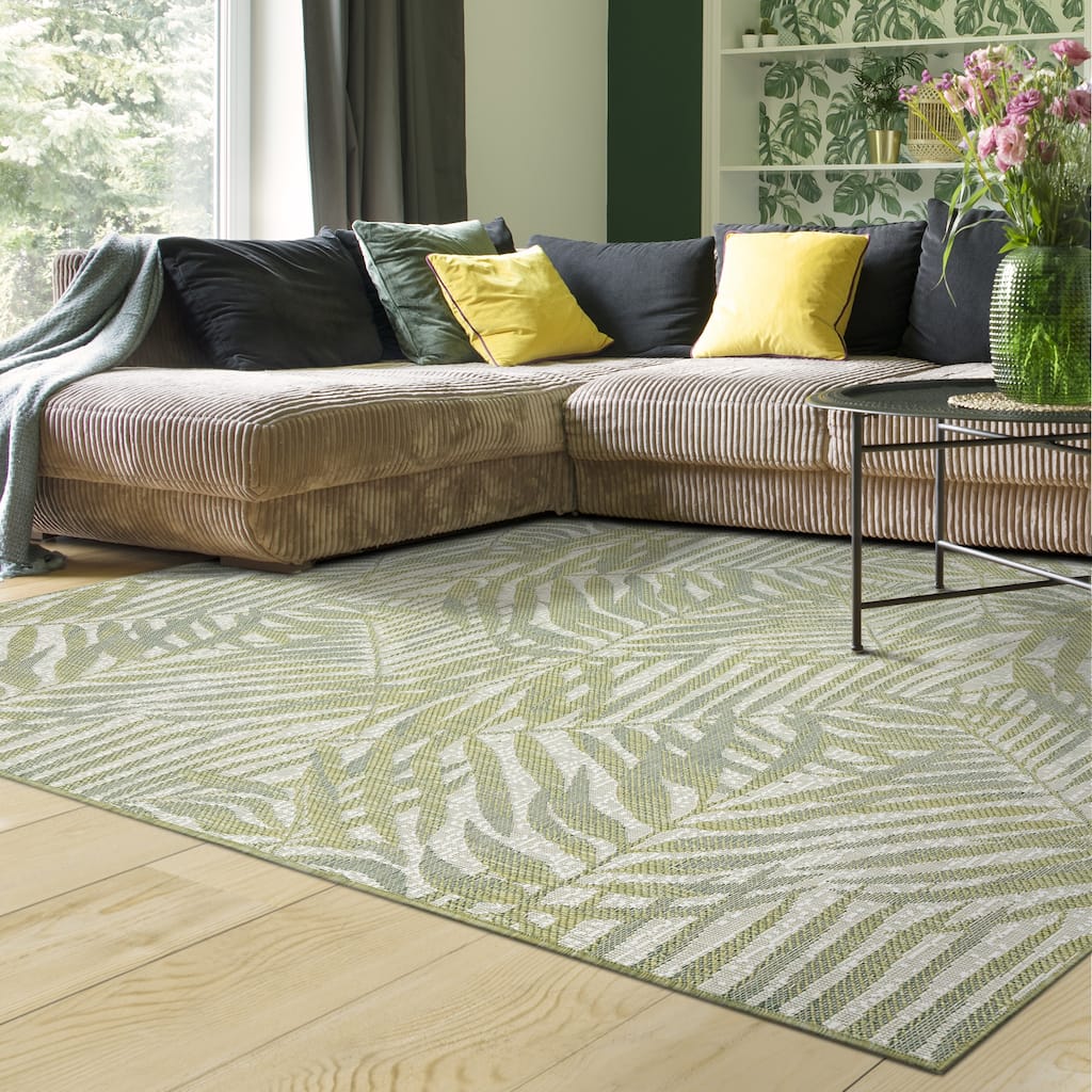Indoor/Outdoor Palmiero Tropical Palm Leaves Area Rug