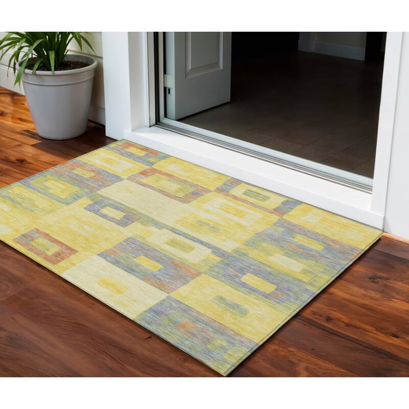 HomeRoots Geometric Transitional Rectangle Outdoor Rug - 3' x 5'