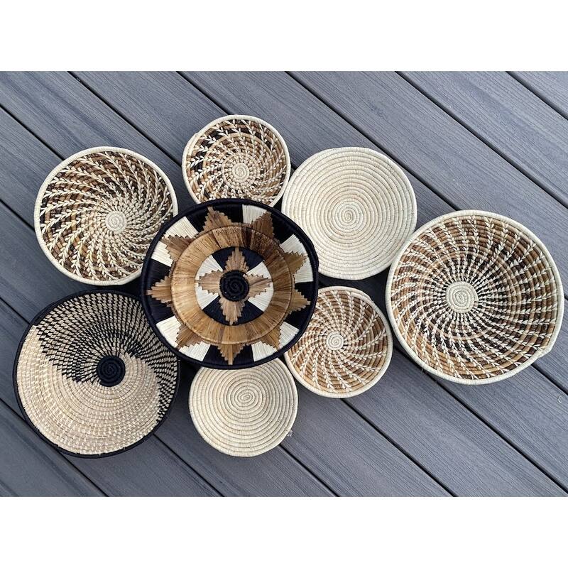 Set Of 8 Natural Color Wall Hanging Baskets 7.5"-12" - Brown