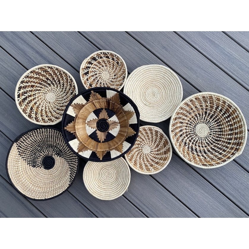 Set Of 8 Natural Color Wall Hanging Baskets 7.5"-12"