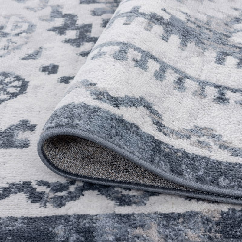 Linx French Country Medallion Indoor Area Rug