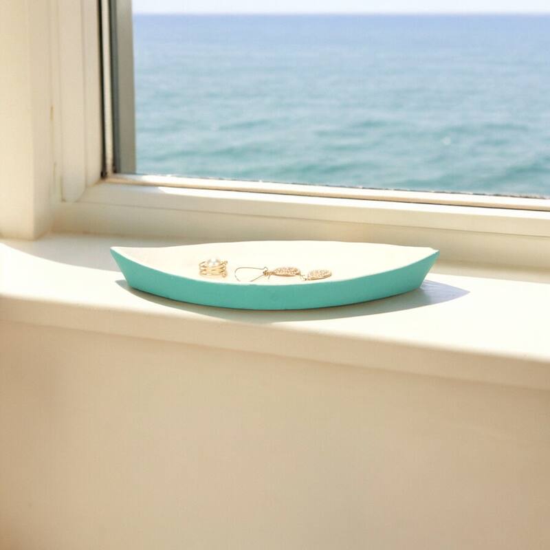 Saoirse Cast Iron Boat Dish