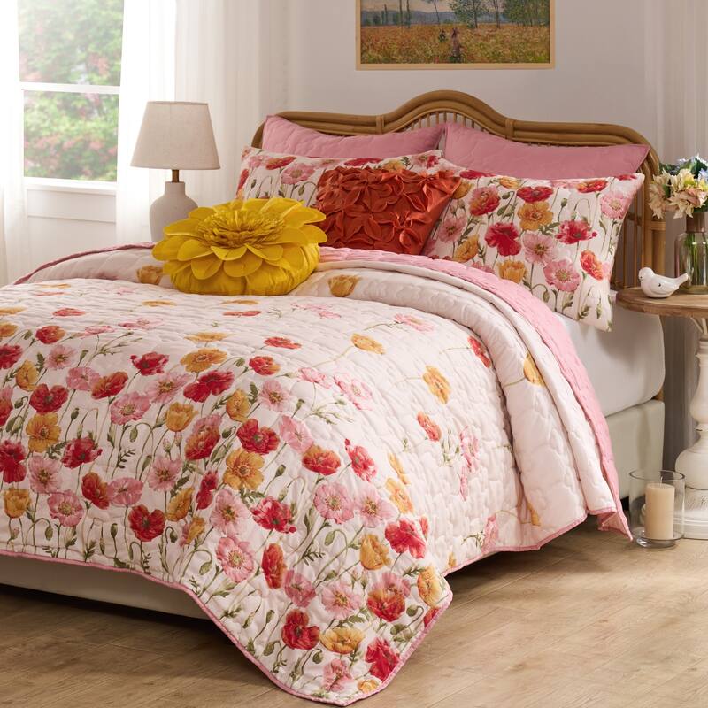 Greenland Home Fashions Breeze Poppy Print Quilt Set