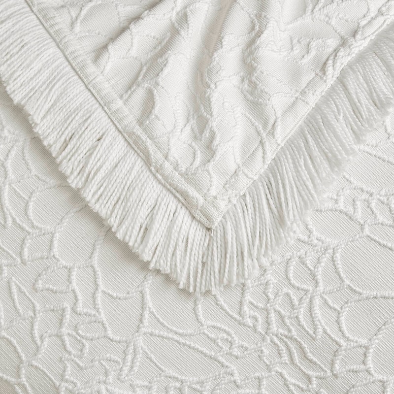 Queen 3-Piece Bedspread Set Poly-Cotton Floral Chenille with Fringe