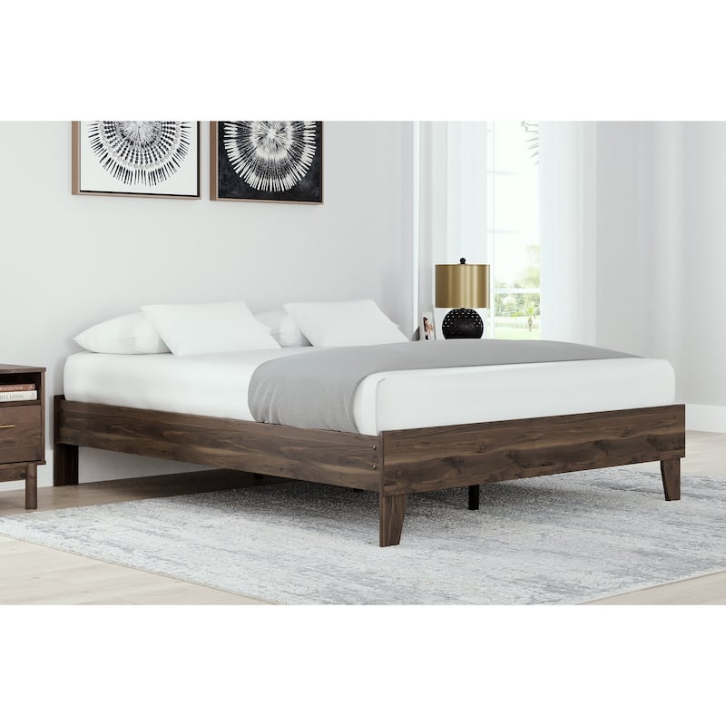 Signature Design by Ashley Calverson Mocha Platform Bed with 2 Nightstands - Queen