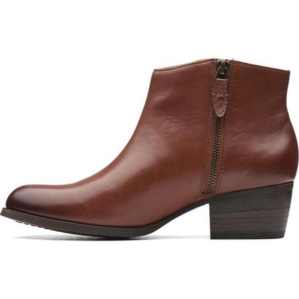 Clarks maypearl fawn boots store