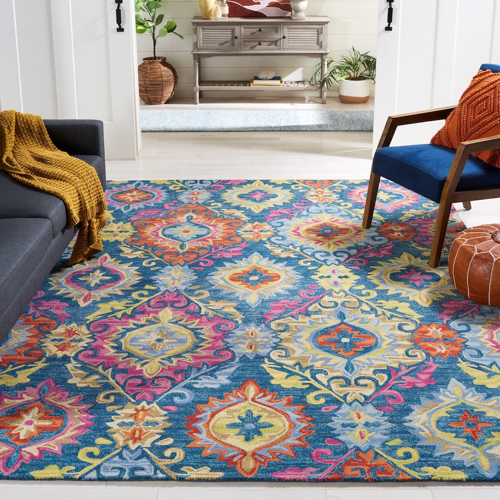 SAFAVIEH Handmade Suzani Franya Boho Tribal Wool Rug