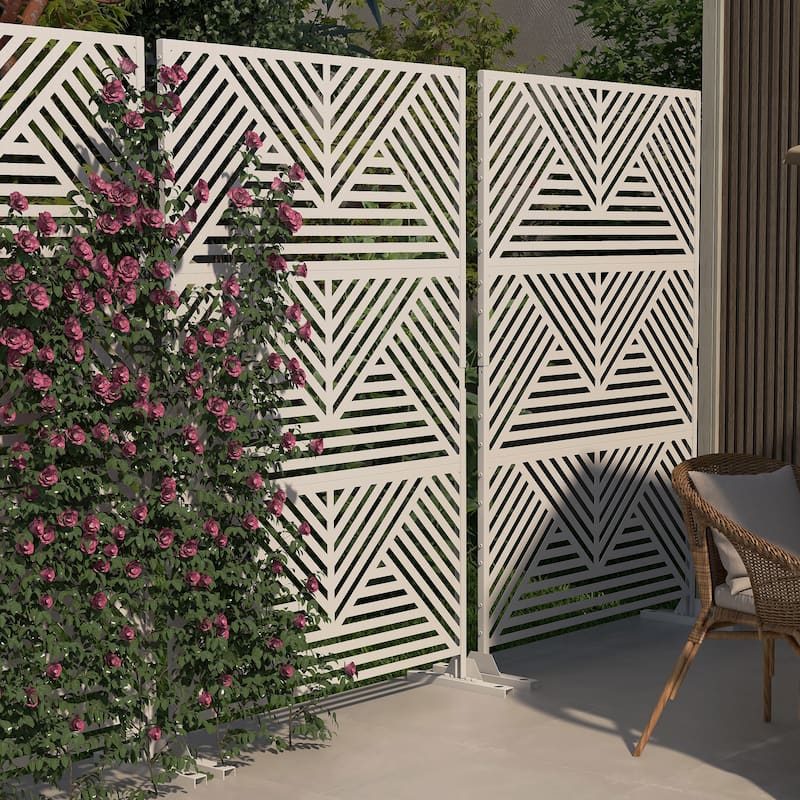 Free Standing Decorative Outdoor Privacy Screen