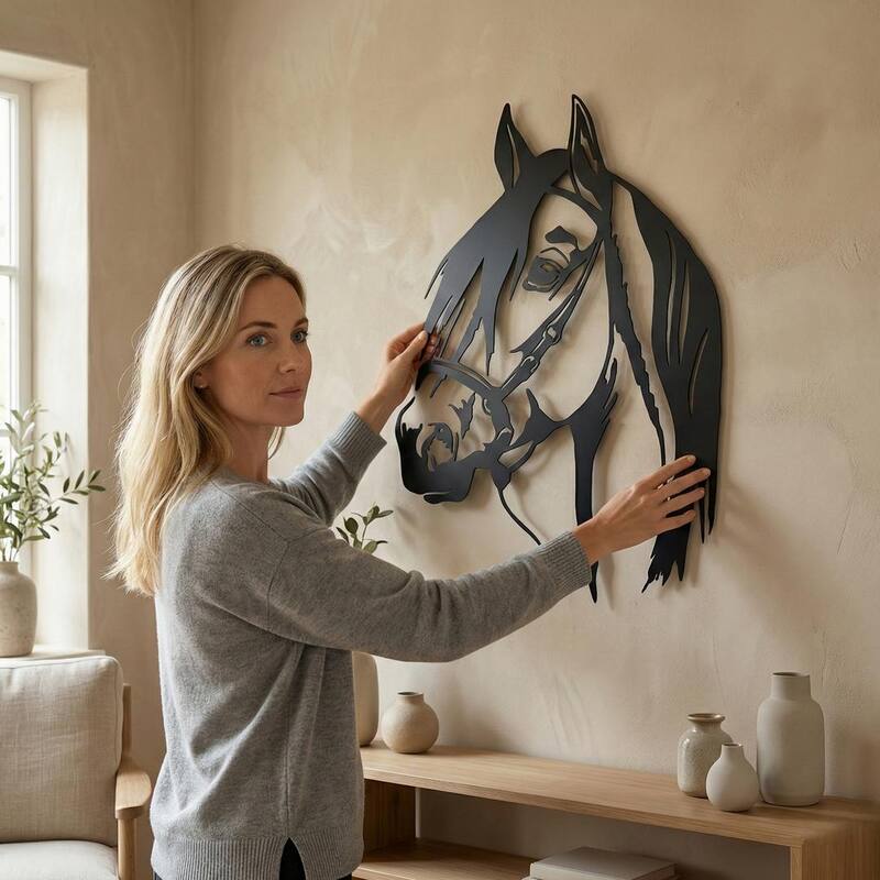 Horse Head Metal Wall Decor for Home and Outside - Wall-Mounted Geometric Wall Art Decor