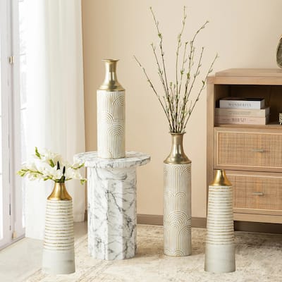 Glitzhome Set of 2 Modern White and Gold Metal Floor Vases