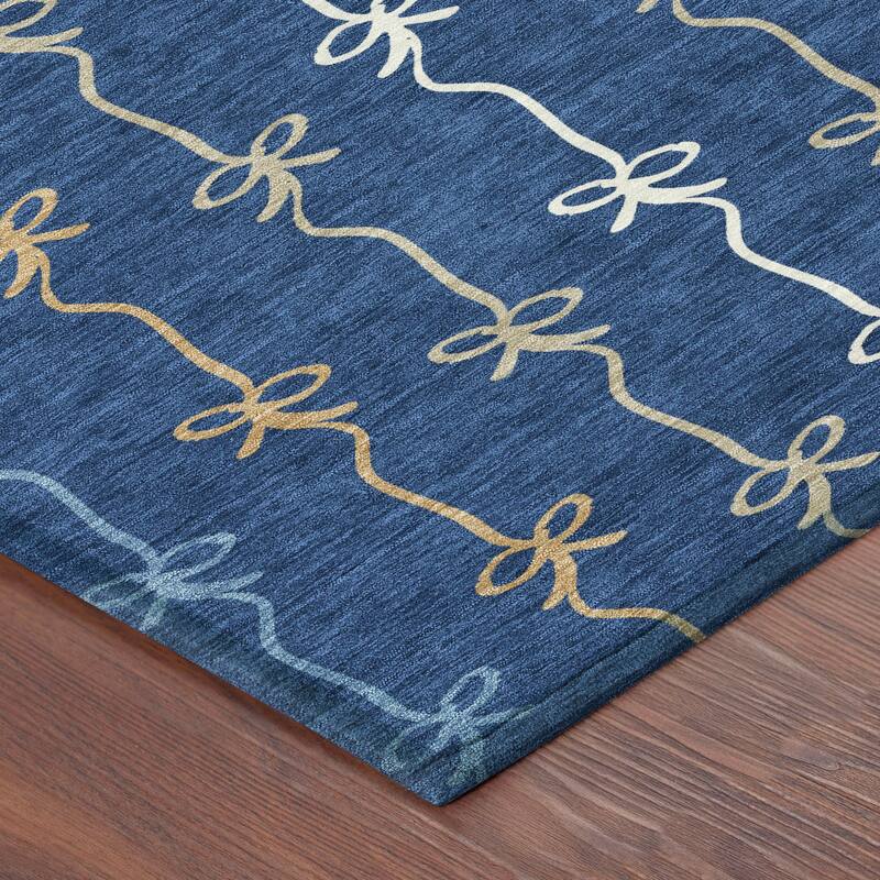 Machine Washable Indoor/ Outdoor Modern Bow Stripe Chantille Rug