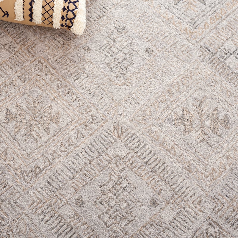 SAFAVIEH Handmade Abstract Mick Contemporary Rug