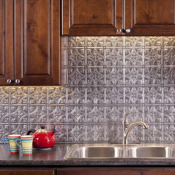 Shop Fasade Traditional Style 1 Crosshatch Silver 15 Square Foot Backsplash Kit Overstock
