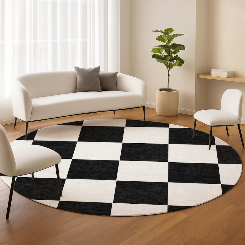 Machine Washable Indoor/ Outdoor Modern Checker Chantille Rug