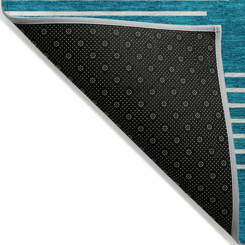 Machine Washable Indoor/ Outdoor Modern Stripe Chantille Rug