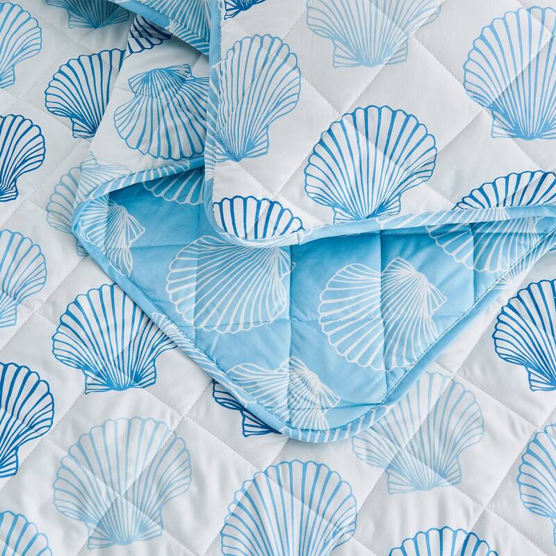 Linery & Co. Nautical Printed Reversible Quilt Set