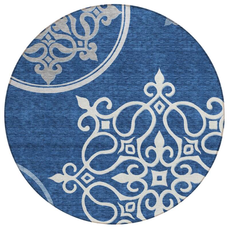Machine Washable Indoor/ Outdoor Chantille Bold Medallion Rug