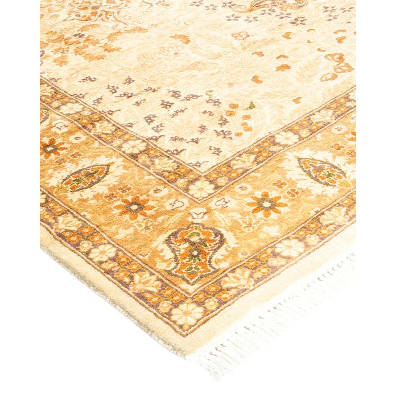 Overton Handknotted Wool Traditional Oriental Ivory Area Rug - 5' x 8'