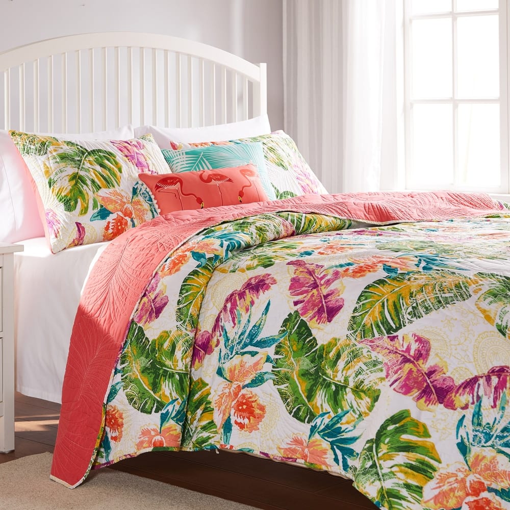 Greenland Home Fashions Tropics Finely Stitched Palm Leaf Reversible Quilt Set