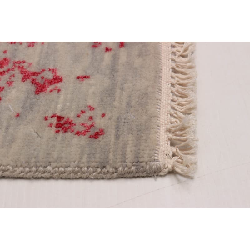 ECARPETGALLERY Hand-knotted Heritage Light Grey, Pink Silk, Wool Rug - 2' 8" x 10' 7"