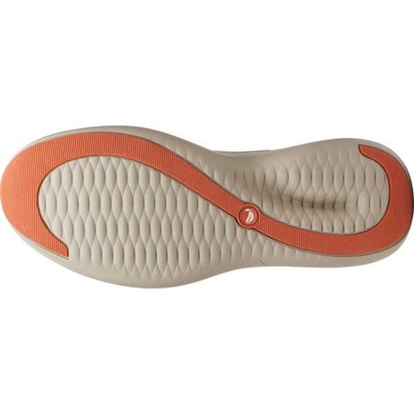 clarks un rise lo