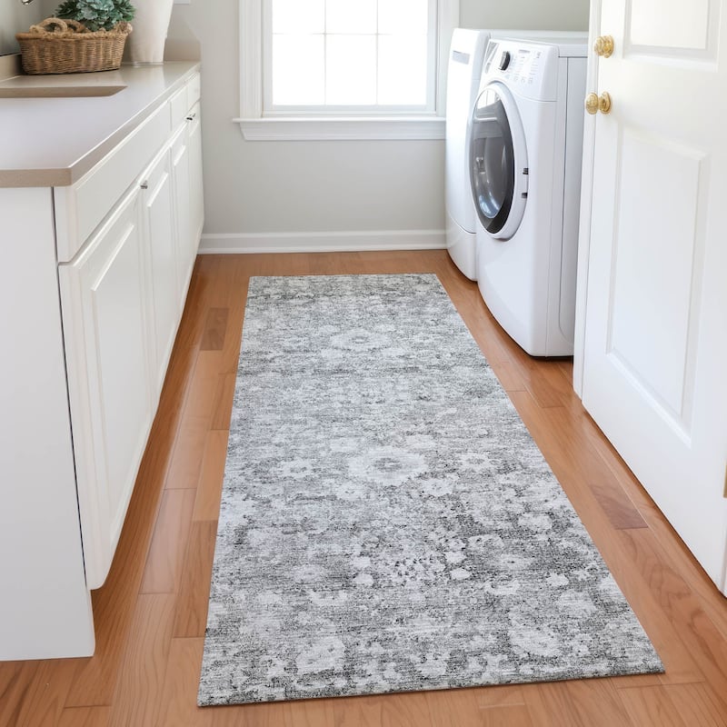 Machine Washable Indoor/ Outdoor Chantille Traditional Vintage Floral Rug - Silver - 2'3" x 7'6"