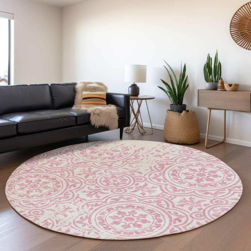 Machine Washable Indoor/ Outdoor Chantille Suzani Vintage Rug