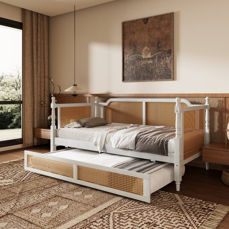 Traditional Rattan Daybed Sofa Bed Frame with Guardrail