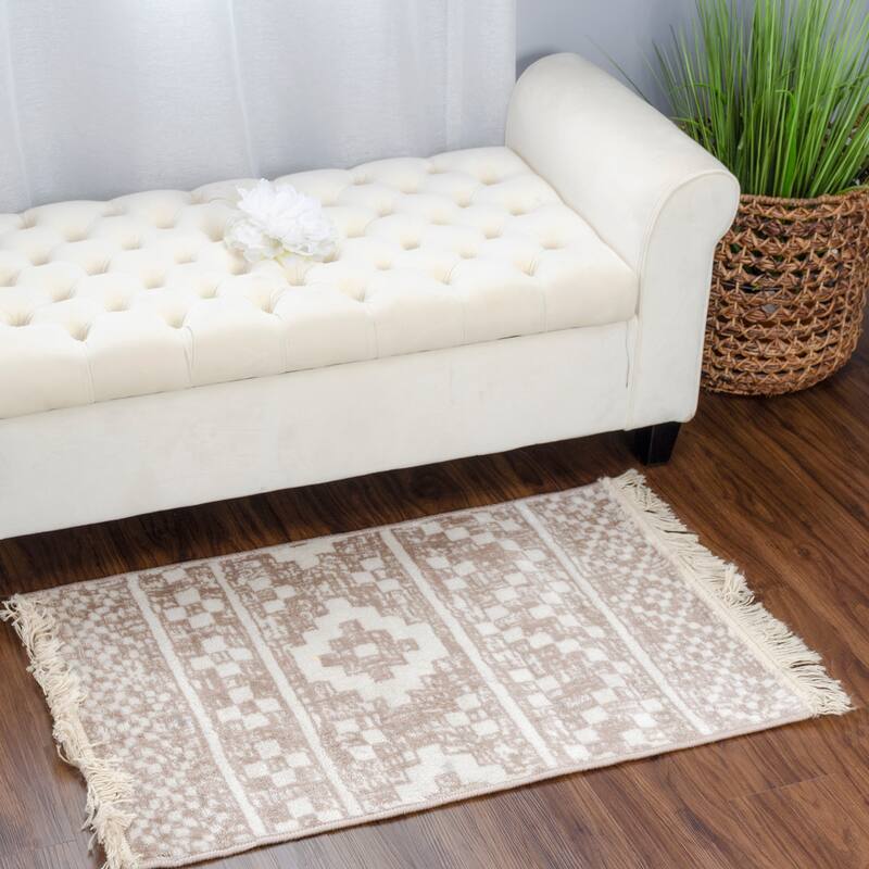 Superior Genaine Contemporary Geometric Fringe Indoor Runner or Area Rug - 2' X 3' - Amber