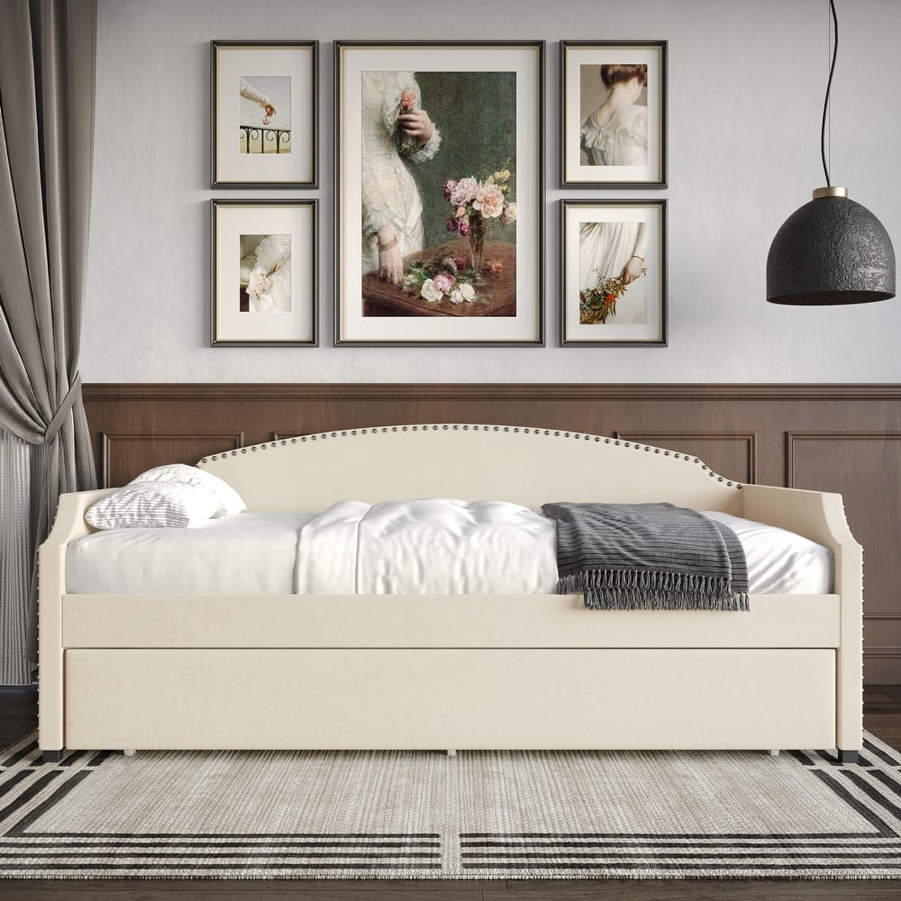 Clayfell Kilgore Upholstered Twin Daybed