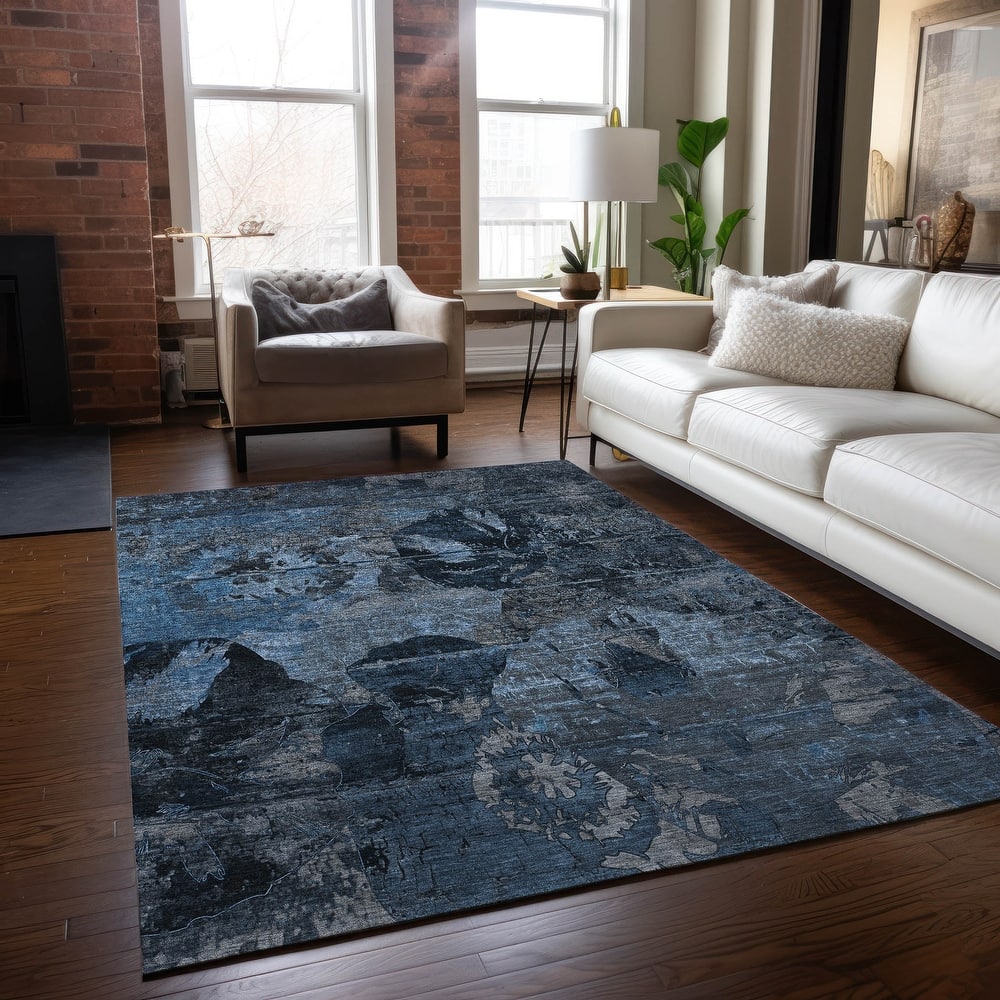 Machine Washable Indoor/ Outdoor Abstract Leaves Chantille Rug