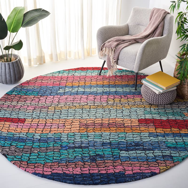 SAFAVIEH Handmade Aspen Christy Bohemian Wool Rug - 7' Round - Navy/Red