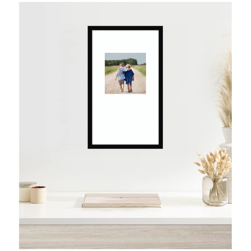 Kate and Laurel Svelte Noir Black Photo Frame