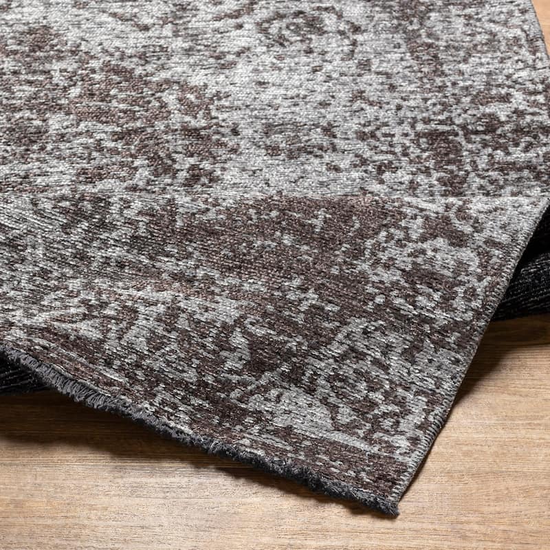 Livabliss Aisha Vintage Medallion Area Rug