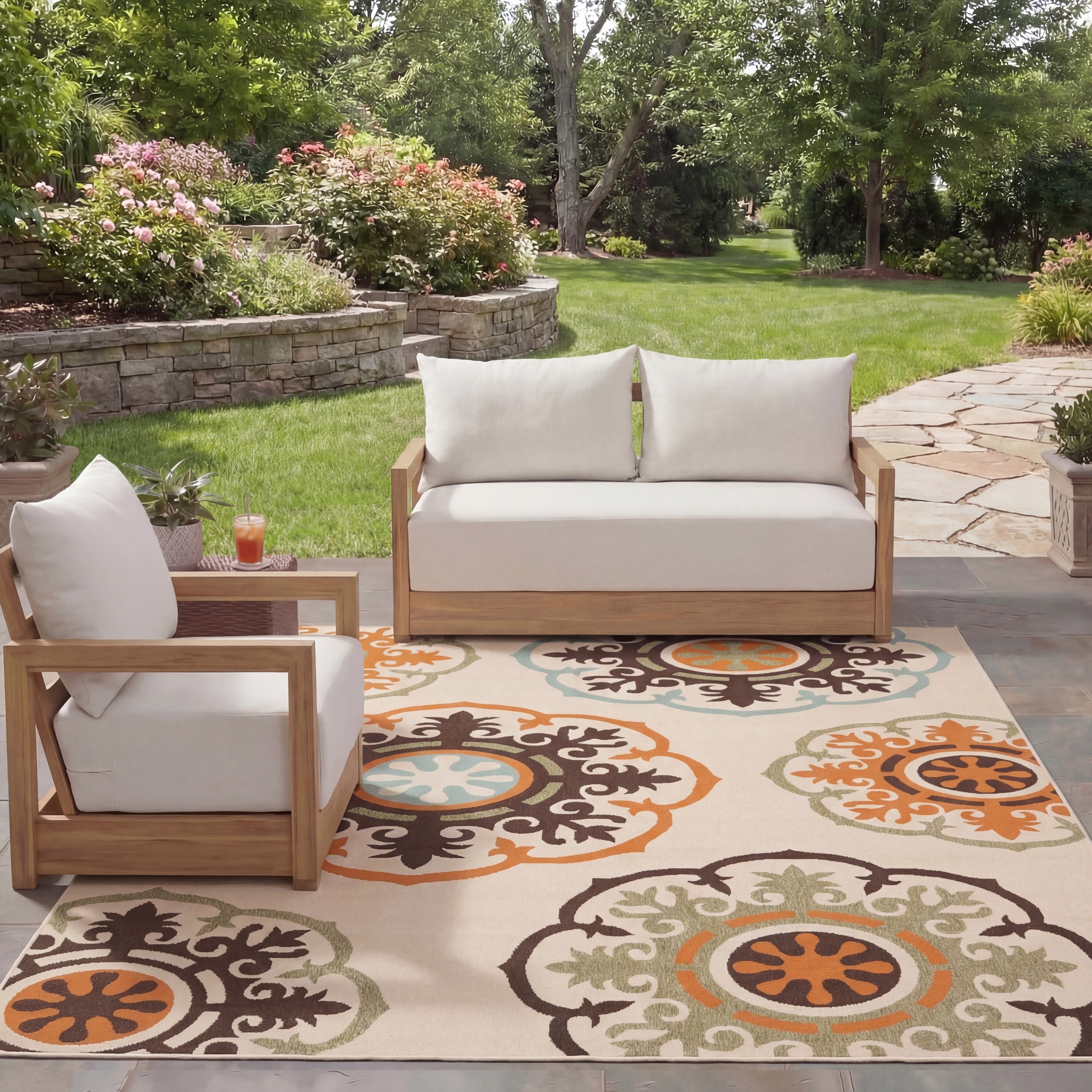 SAFAVIEH Veranda Miseta Indoor/ Outdoor Waterproof Patio Backyard Rug